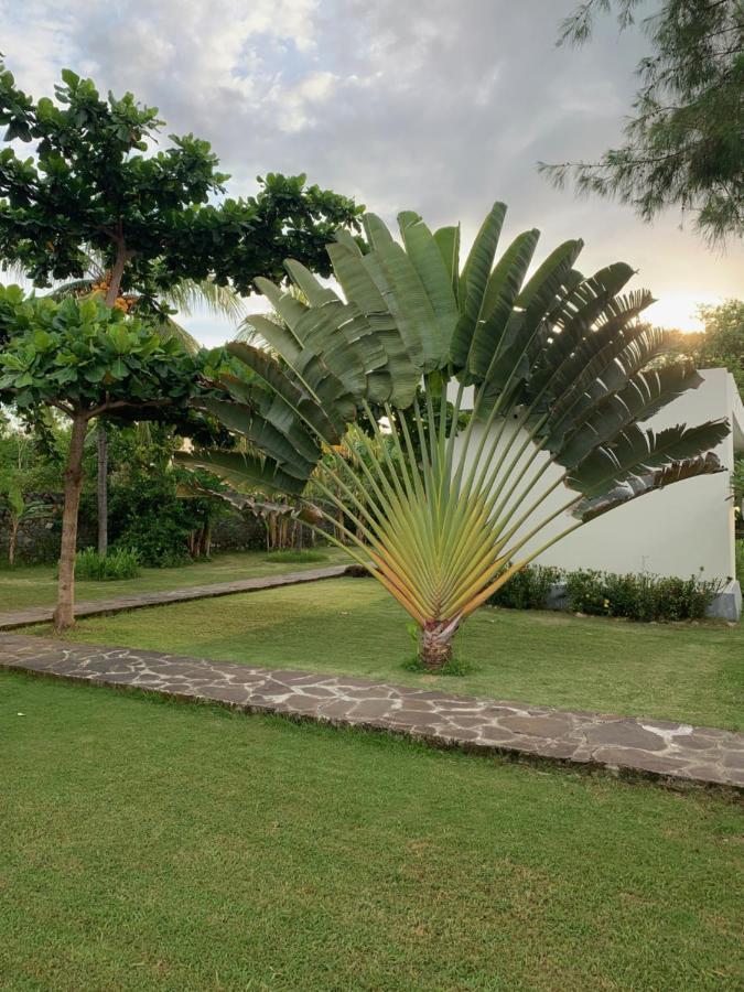 The Suites Lombok Sekotong Exterior photo