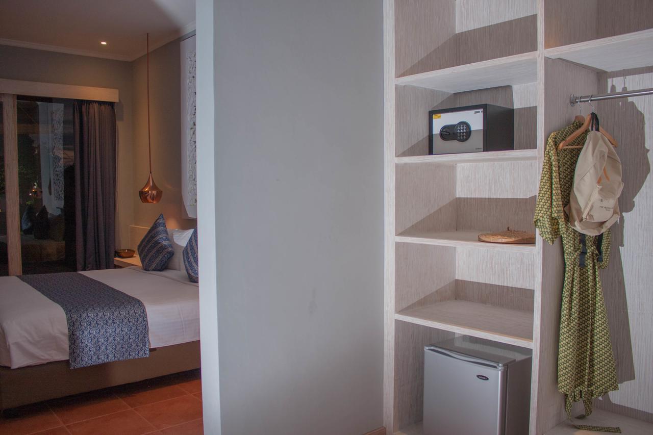 The Suites Lombok Sekotong Exterior photo